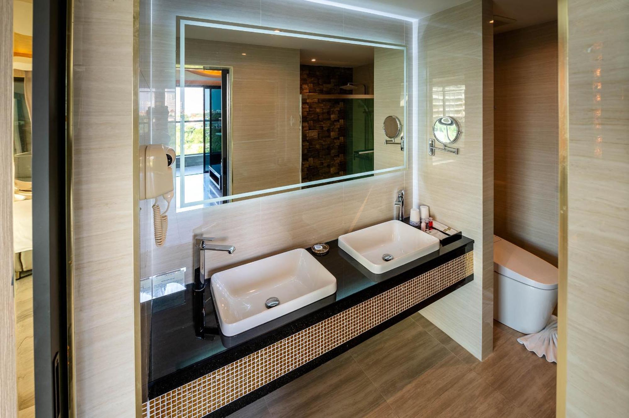The Tj Hotel Jomtien Екстериор снимка
