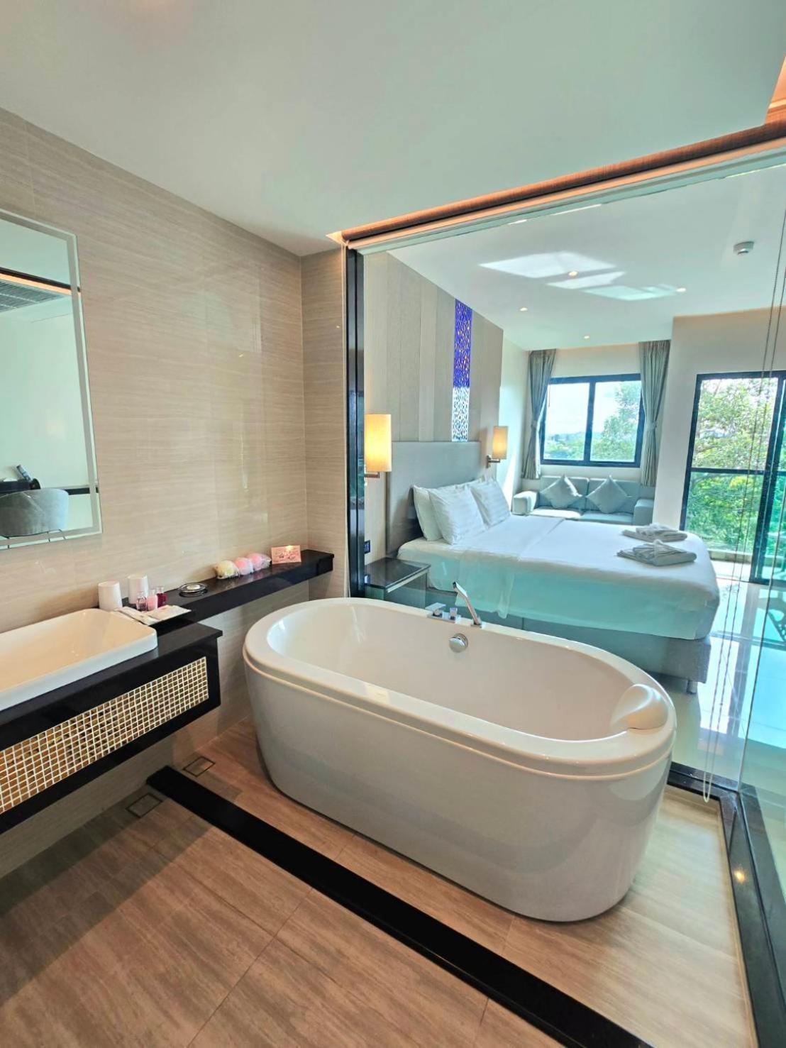 The Tj Hotel Jomtien Екстериор снимка