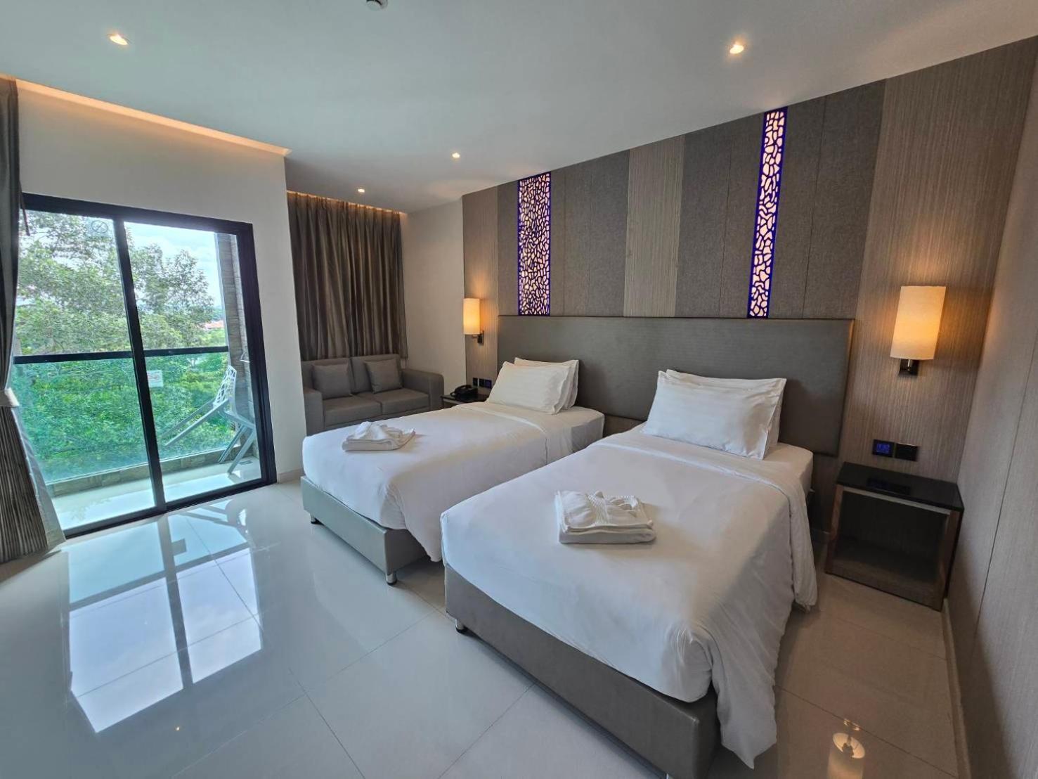 The Tj Hotel Jomtien Екстериор снимка