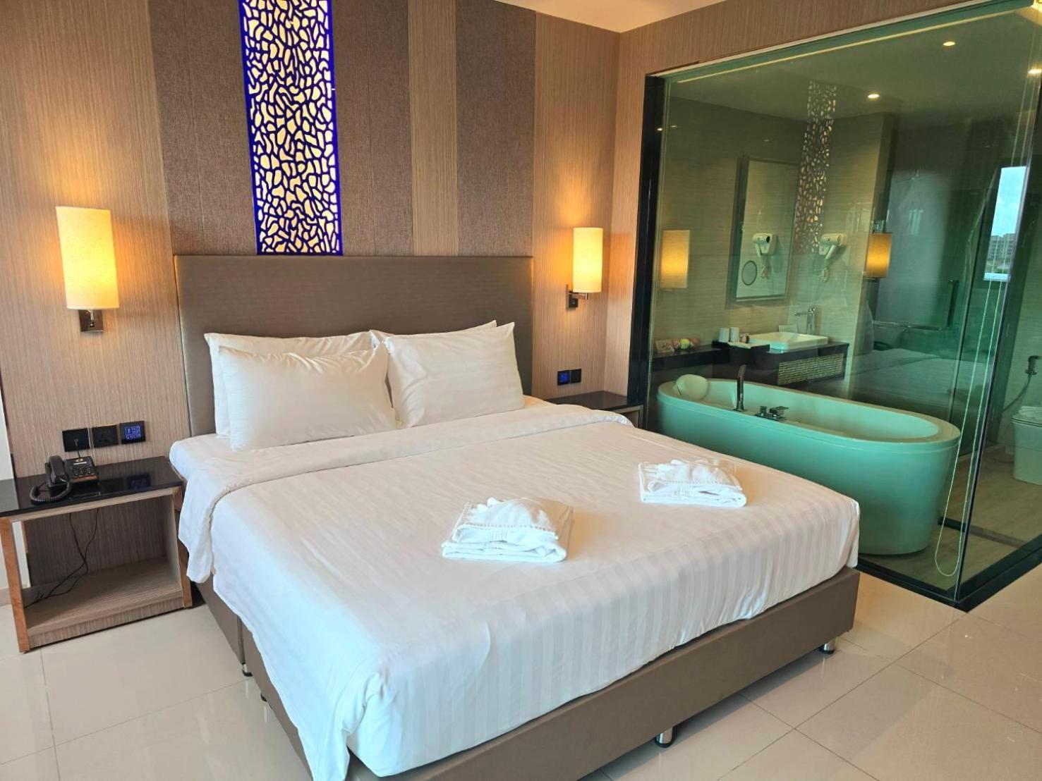 The Tj Hotel Jomtien Екстериор снимка