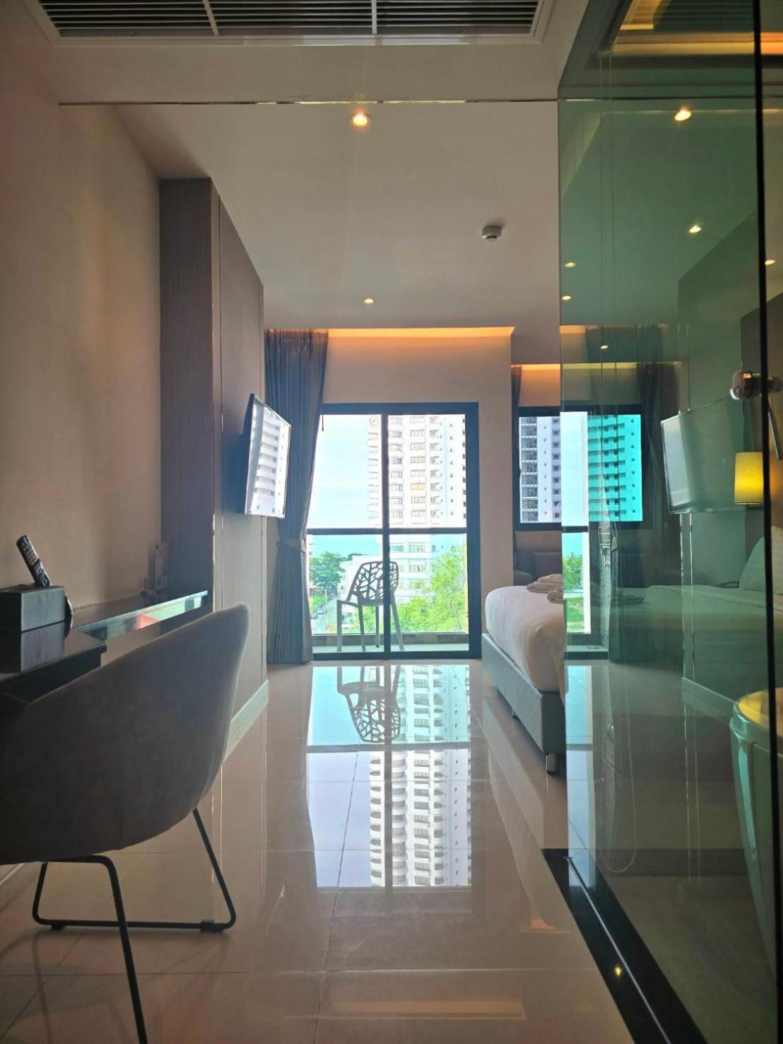 The Tj Hotel Jomtien Екстериор снимка