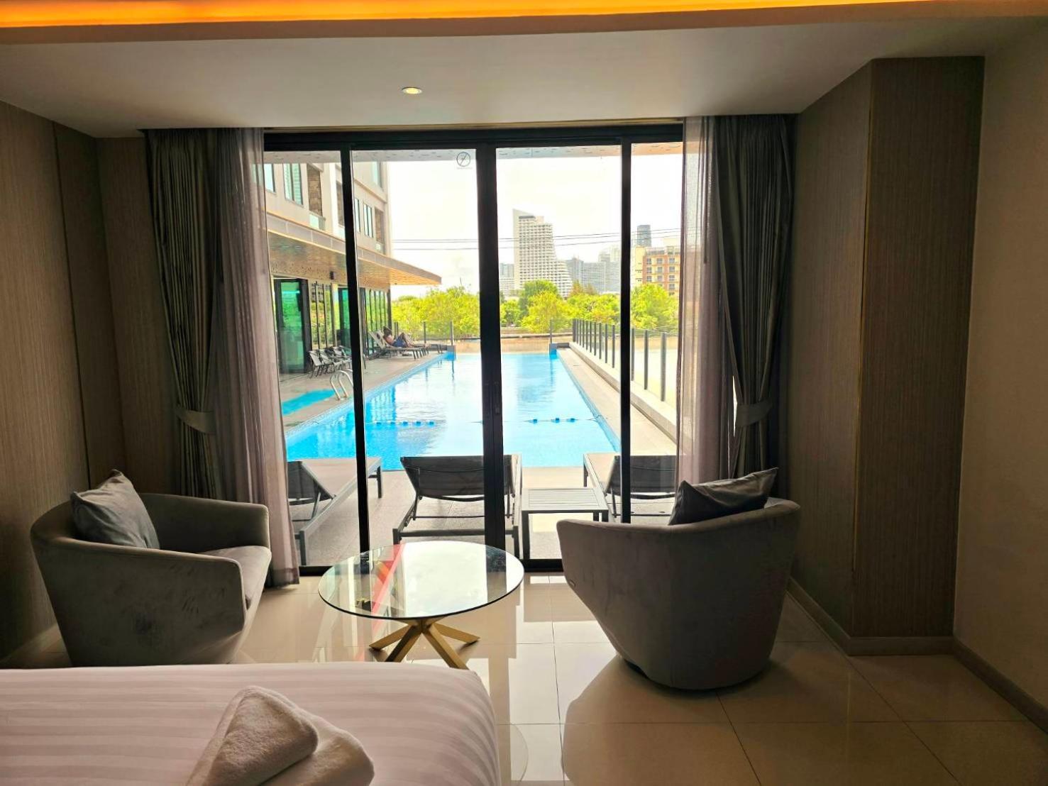 The Tj Hotel Jomtien Екстериор снимка