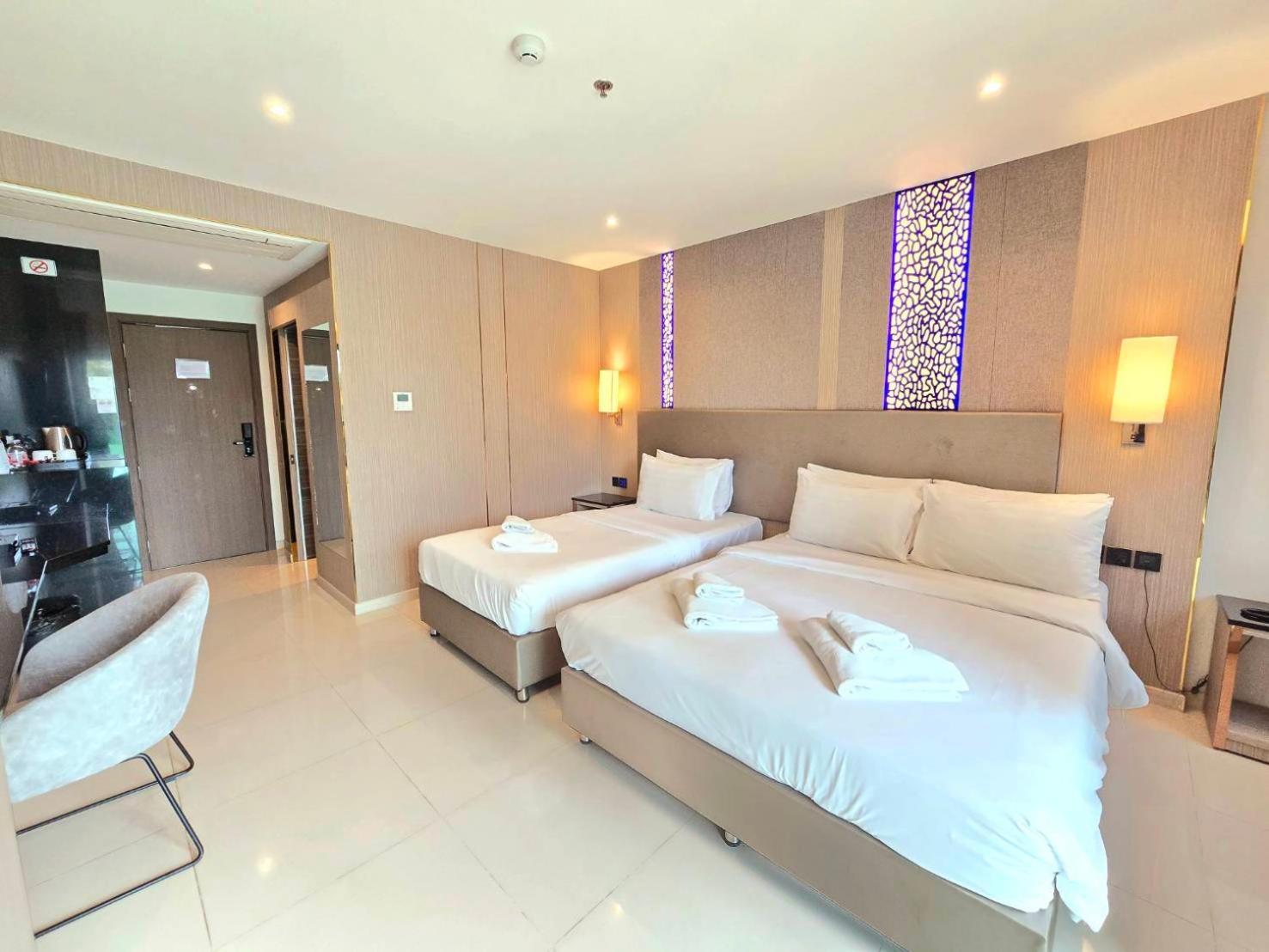 The Tj Hotel Jomtien Екстериор снимка